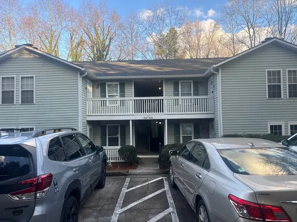 1909 Brian Way, Decatur, GA 30033