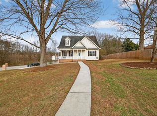 513 Windrowe Dr, Cookeville, TN 38506