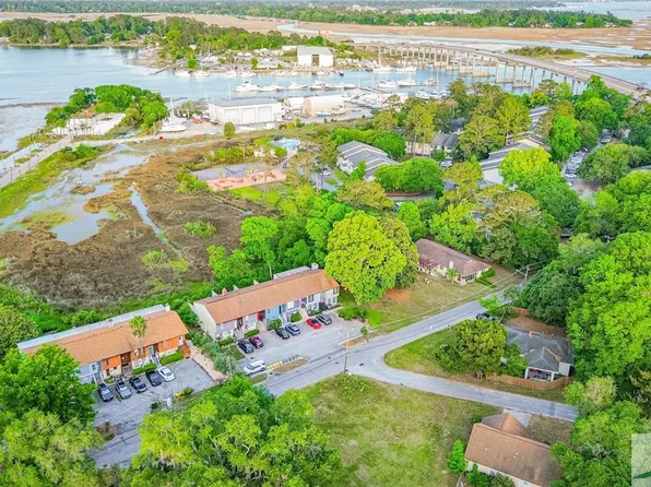 2603 Dogwood Avenue, Savannah, GA 31404