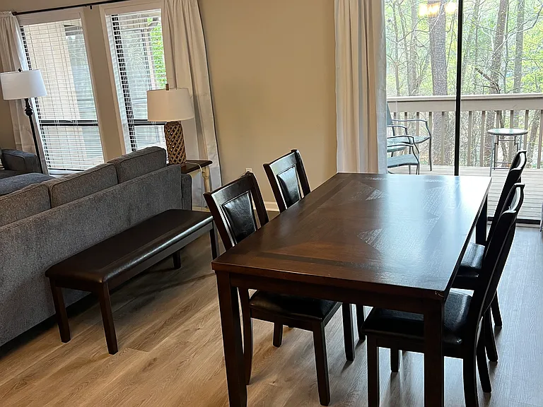 304 Pine Tree Dr #304 — Photo 7