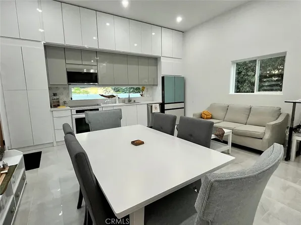 1424 E Mountain St, Glendale, CA