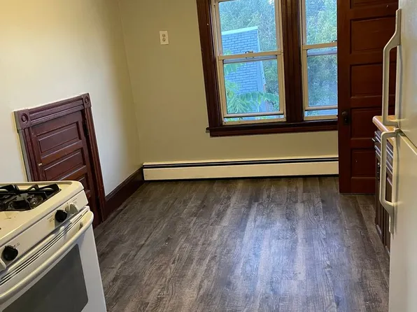 97 West St, 97 West St #6, Leominster, MA 01453