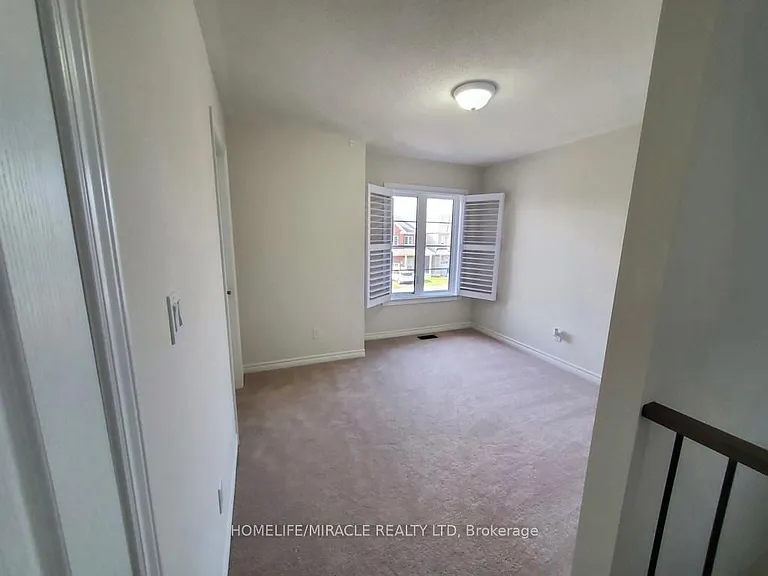 1807 Fosterbrook St — Photo 26