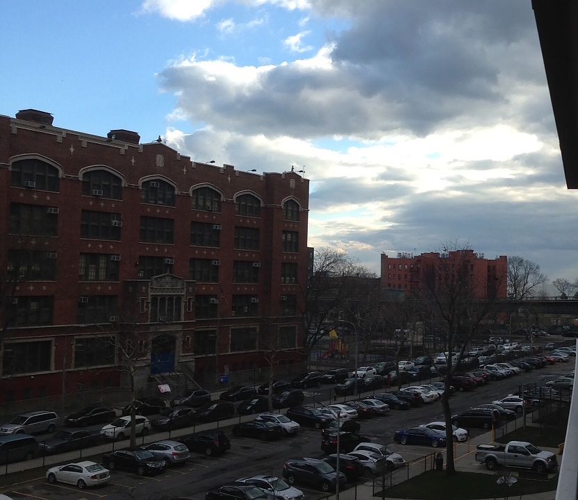 1st image of 2915 W 5th St APT 5G
