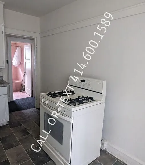 2545 N 52nd St — Photo 4
