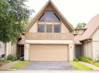 1103 Towne Lake Dr, Longview, TX 75601