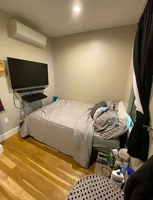 Rented by Brooklyn Group | media 24