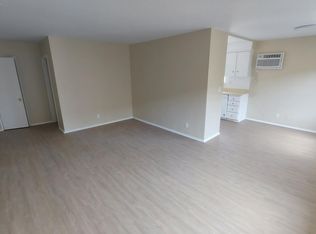 510 S Mariposa Ave #204, Los Angeles, CA 90020