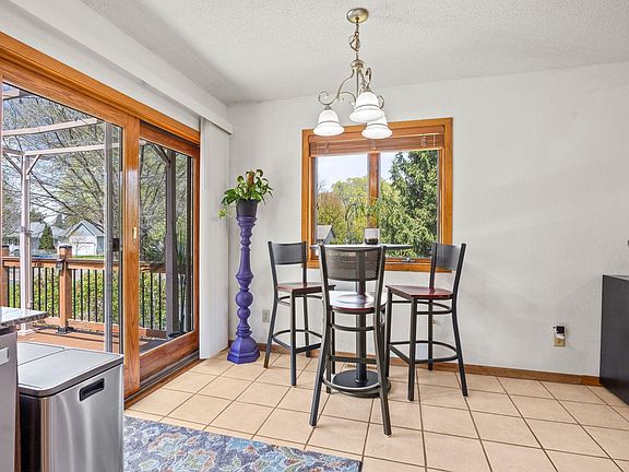 4th image of 4035 White Bear Ave N