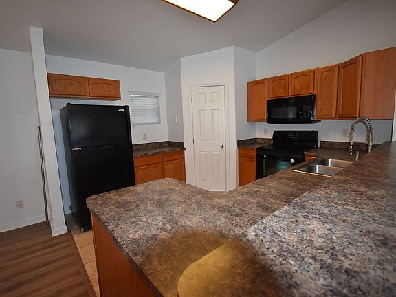 5th image of 8835 SE 158th St