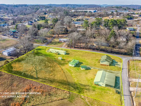 2402/2398 Rodney Dr SE, Cleveland, TN 37323