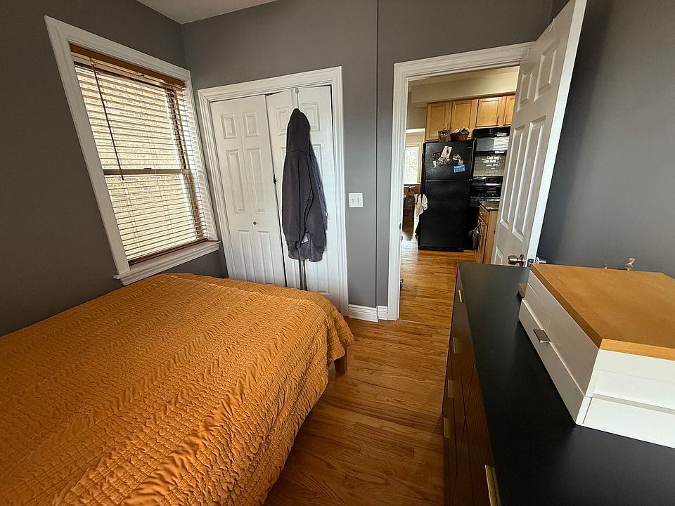 Bedroom, Main