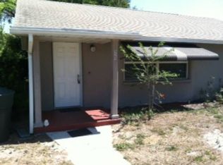 525 6th Ave SW, Largo, FL 33770