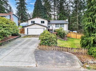 22423 SE 321st St, Kent, WA 98042