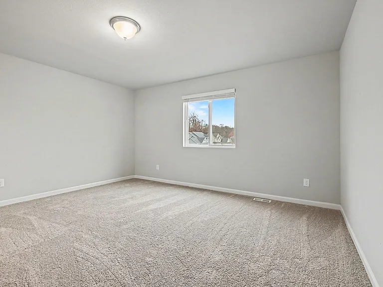 1630 Roosevelt Ct — Photo 12