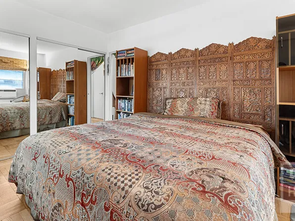 477 Fdr Drive image 7 of 18