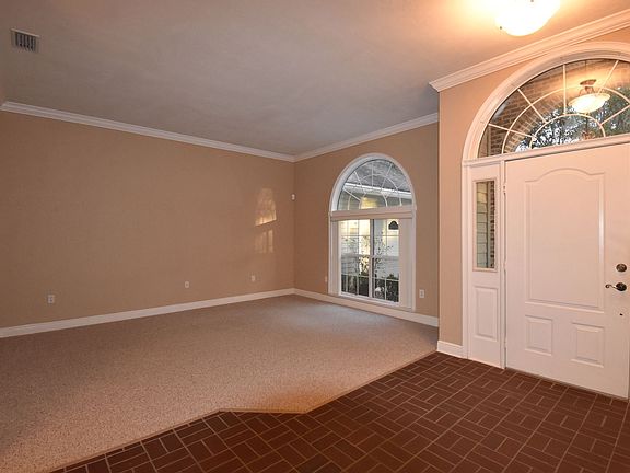 3rd image of 2414 SW 98th Dr
