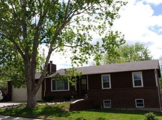 6711 Nokomis Cir, Colorado Springs, CO 80915