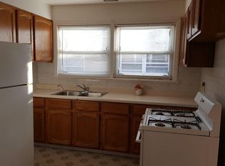 8912 Lavergne Ave #1S, Skokie, IL 60077