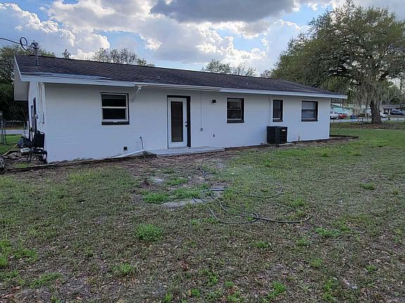 2nd image of 27183 Roper Rd