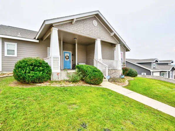 204 W Ivy Ln, Kerrville, TX 78028