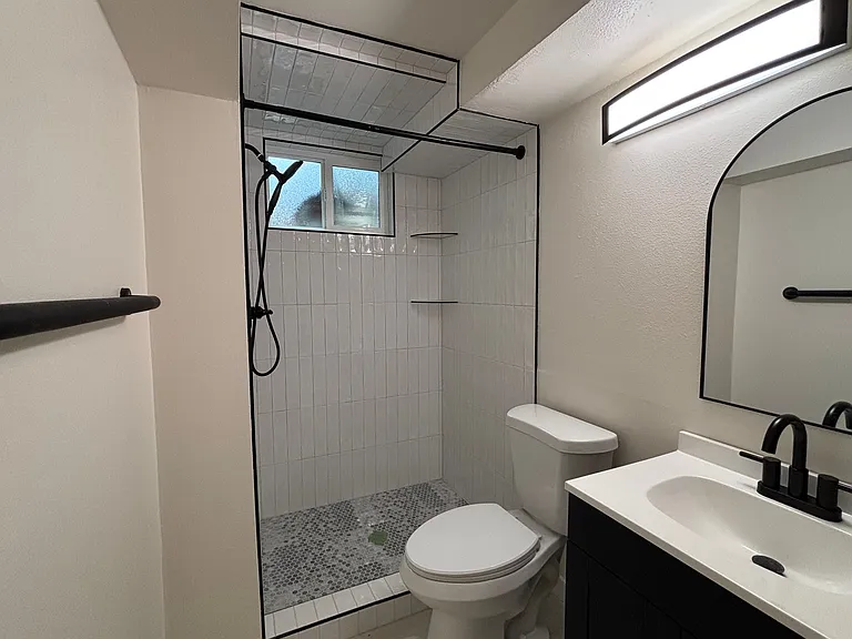 1112 W Ida Ave #A — Photo 21