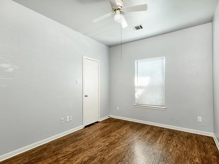 2802 Southampton Way #A — Photo 9