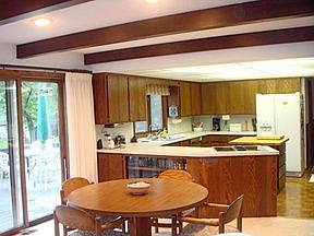 5th image of 4250 Woodhill Dr