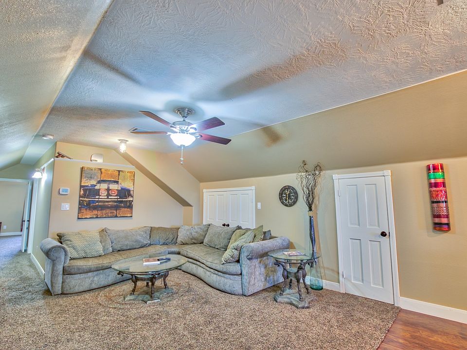 2nd image of 2103 Sedona Dr