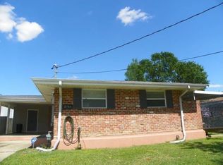 2105 Haring Rd, Metairie, LA 70001