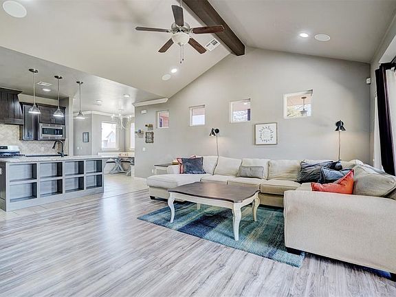5th image of 8400 NW 141st Cir