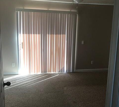5th image of 321 Oak Rose Ln APT 204