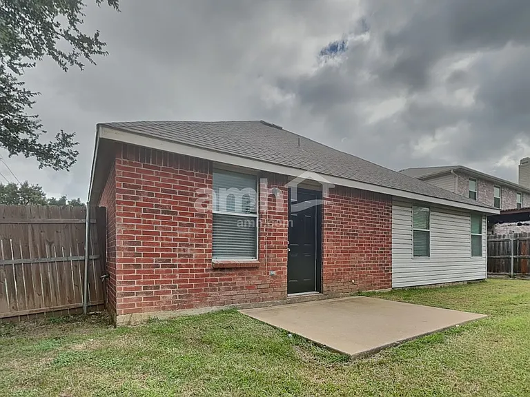 5200 Emmeryville Ln — Photo 18