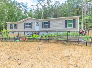 200 Wallaceville Cemetery Rd, Chickamauga, GA 30707