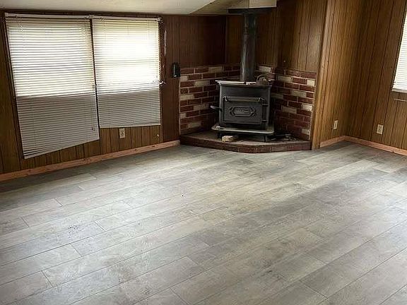 3rd image of 6 Chinook Ln