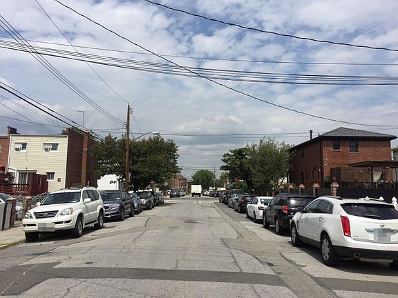 5th image of 1121 Ellsworth Ave