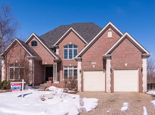 24W670 Ohio St, Naperville, IL 60540