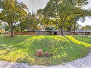 3710 Beachview Dr, Arlington, TX 76016