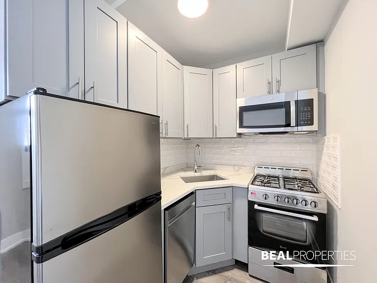 505 West Belmont Ave — Photo 65