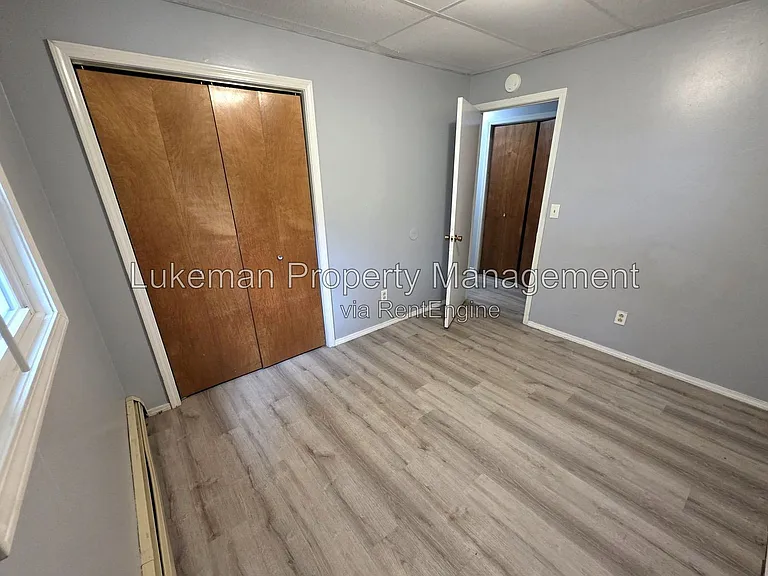 46131 S Lakeshore Dr #1 — Photo 5
