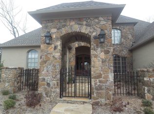 2 Germay Ct, Little Rock, AR 72223