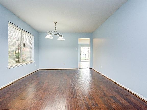 5th image of 23138 S Waterlake Dr