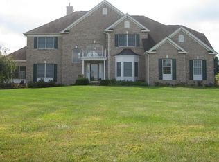 402 Parker Rd, Bloomsbury, NJ 08804