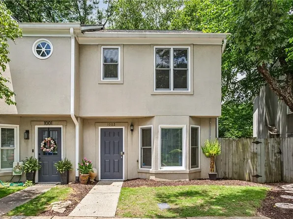 1002 Defoors Lndg NW, Atlanta, GA 30318