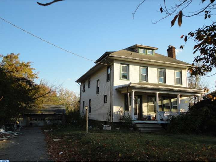 1st image of 3010 Philadelphia Pike