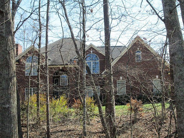 1st image of 607 Saint Johns Dr