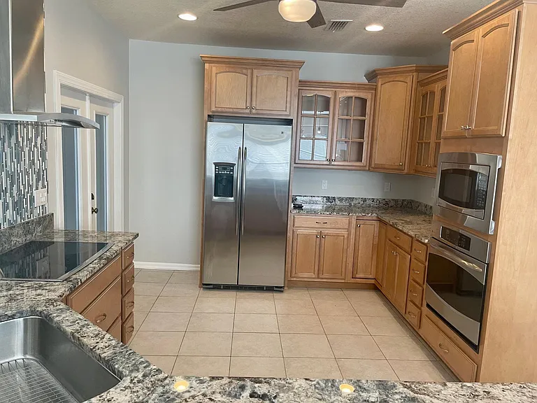 683 Selva Lakes Cir — Photo 27