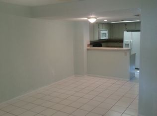 8504 J R Manor Dr, Tampa, FL 33634