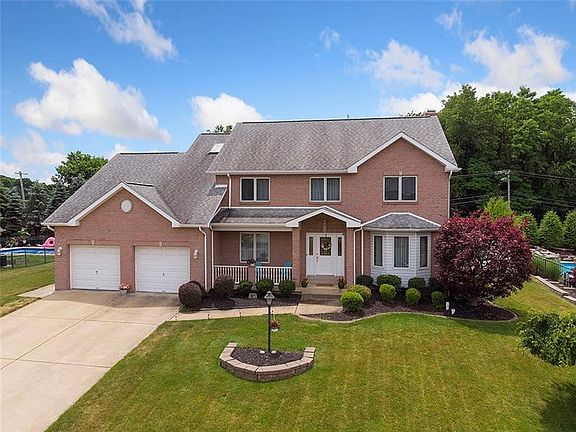 2nd image of 9871 Buckingham Pl