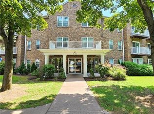 421 Tolland St UNIT 316, East Hartford, CT 06108
